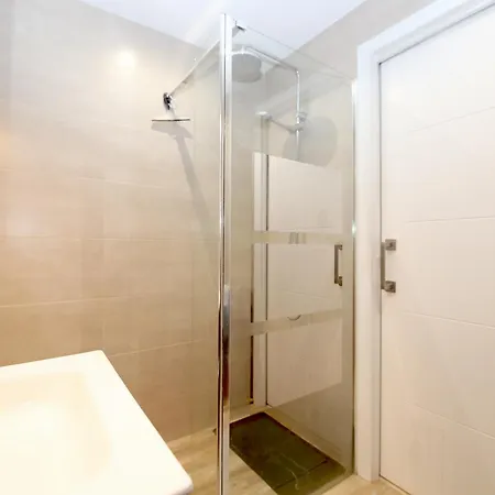 Port Yvonne Appartement *