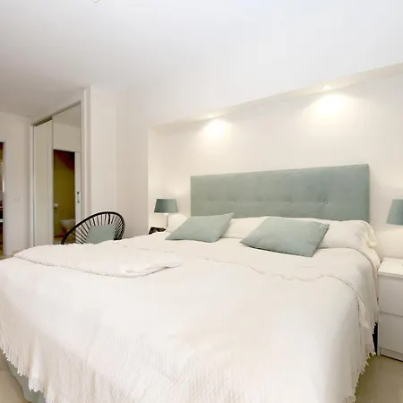 Apartament Port Yvonne *